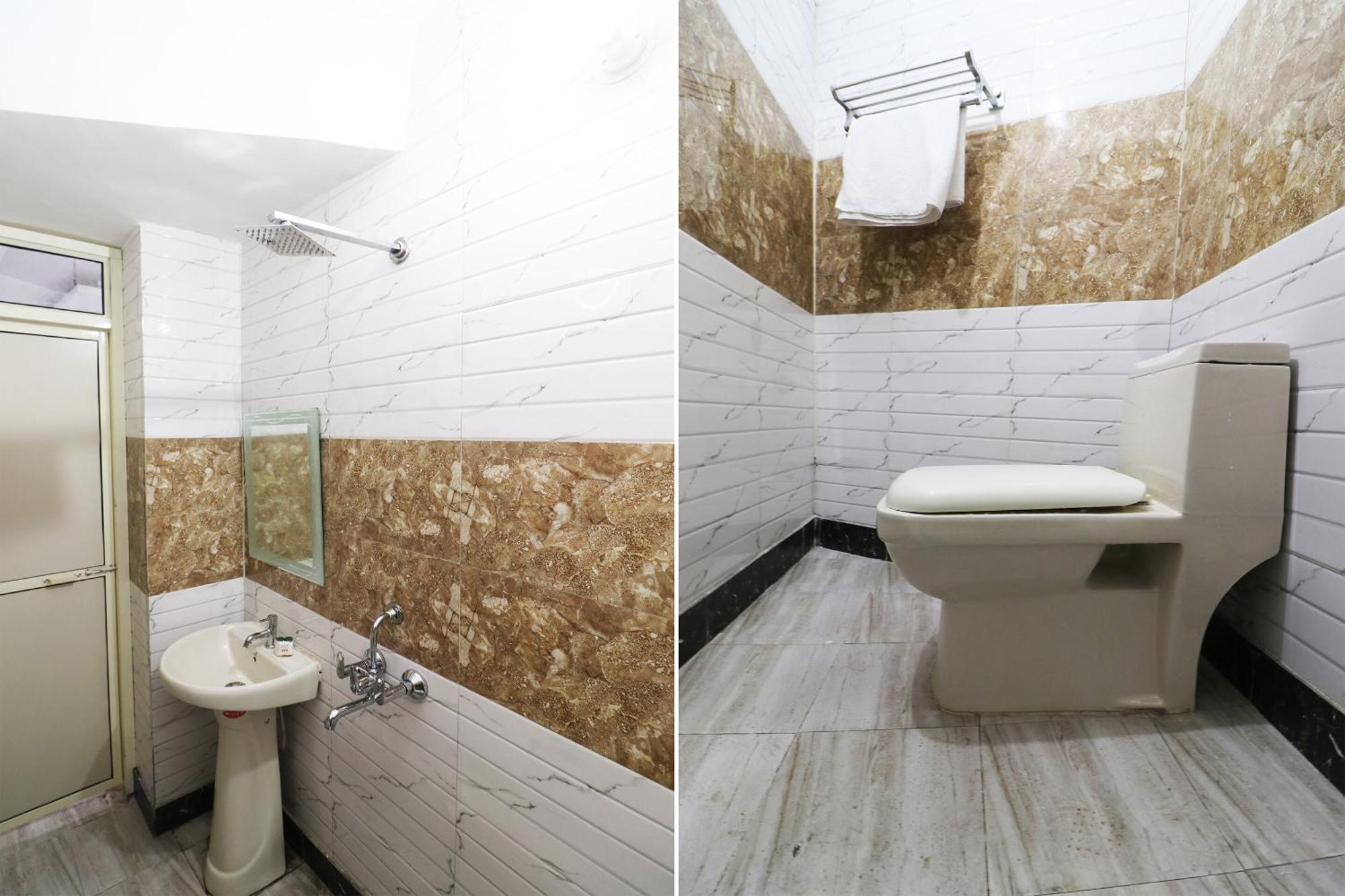 Hotel O Aaradhya Residency Noida Esterno foto